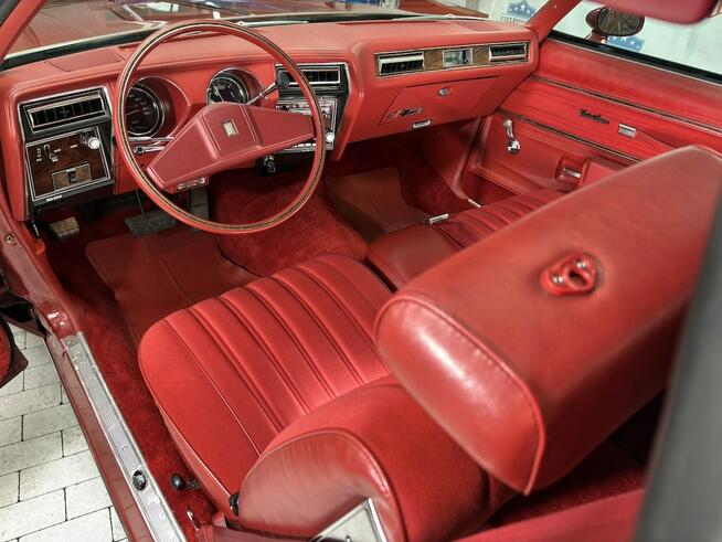 Oldsmobile Cutlass Supreme 1977 – Rocket 350 V8 T-Tops