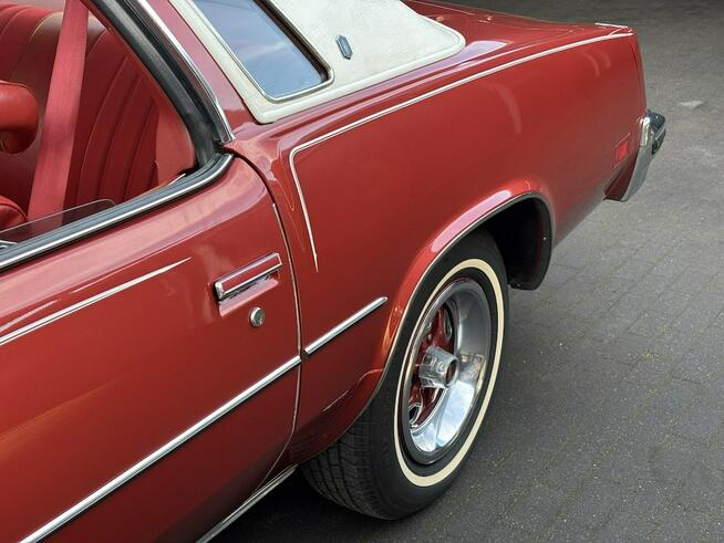 Oldsmobile Cutlass Supreme 1977 – Rocket 350 V8 T-Tops