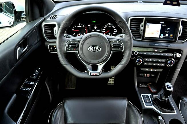 Kia Sportage 1.7 Crdi 116 KM GT Line Panorama Navi Klimatronik Kamera Skóra