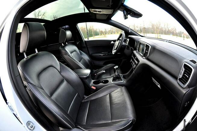 Kia Sportage 1.7 Crdi 116 KM GT Line Panorama Navi Klimatronik Kamera Skóra