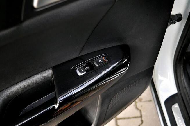 Kia Sportage 1.7 Crdi 116 KM GT Line Panorama Navi Klimatronik Kamera Skóra