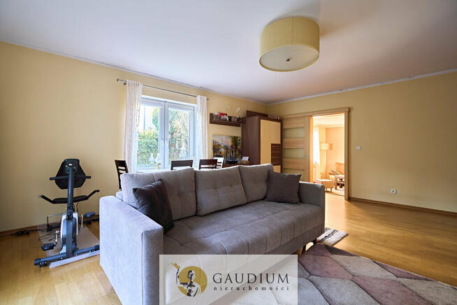 Kameralny dom w Rumi