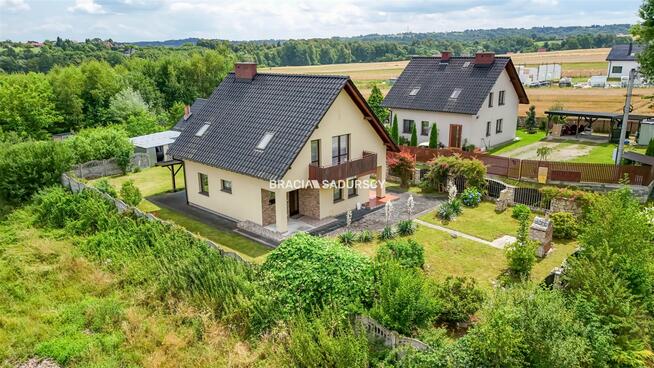 Dom Bęczyn gm. Brzeźnica, Główna