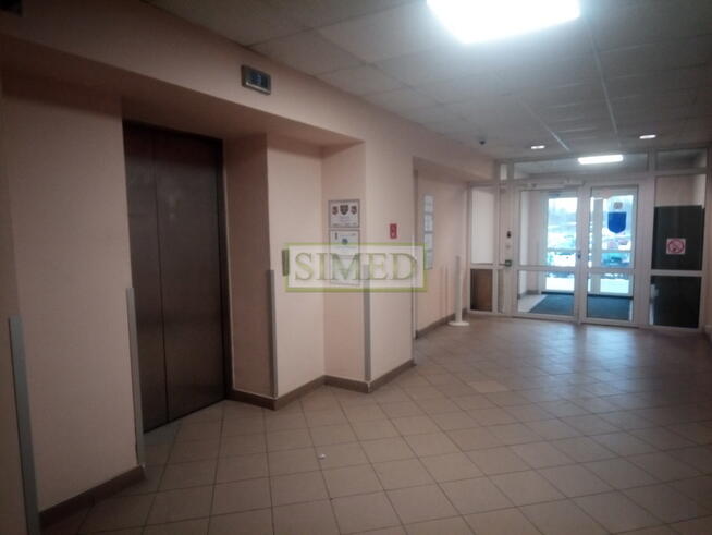 Pokój ok 50 m 2 ,ochrona, monitoring, parking