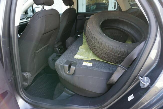 Ford Mondeo zarejestrowany, ubezpieczony