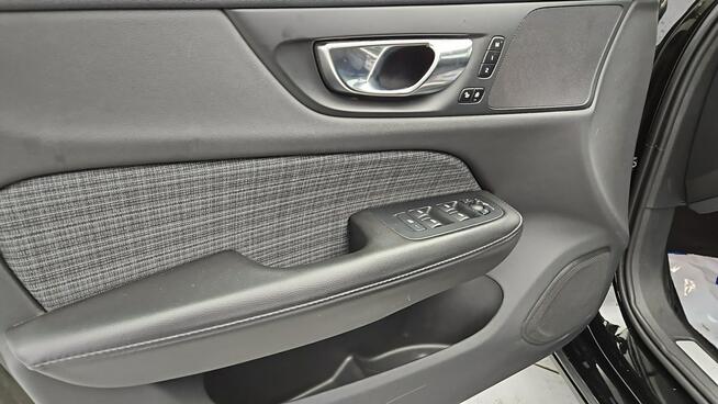 Volvo V60 B3 B Core aut ! Z Polskiego Salonu ! Faktura VAT !