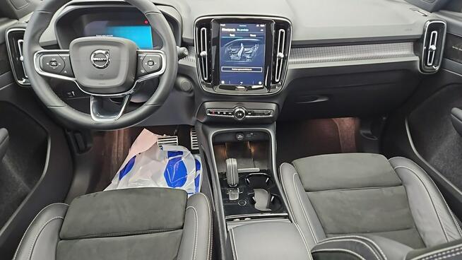 Volvo XC 40 Recharge AWD Pro aut ! Z Polskiego Salonu ! Faktura VAT !