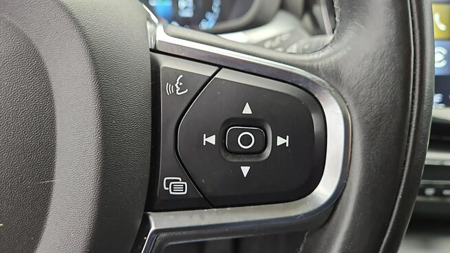 Volvo XC 60 AWD Plug-In Hybrid Momentum Pro ! Z Polskiego Salonu ! Faktura VAT !