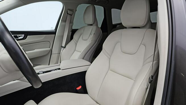 Volvo XC 60 B4 B Plus Bright aut ! Z Polskiego Salonu ! Faktura VAT !