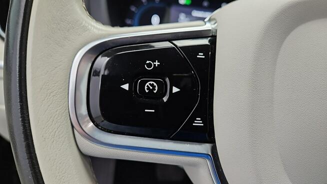 Volvo XC 60 B4 B Plus Bright aut ! Z Polskiego Salonu ! Faktura VAT !