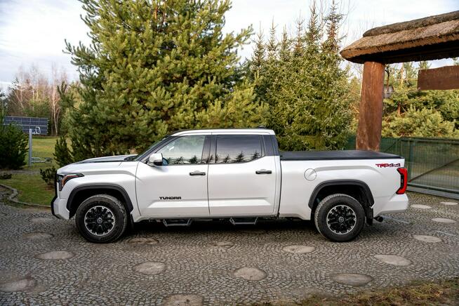 Toyota Tundra II Crewmax Platinum / TRD / 3.5 V6 389KM / 4x4 / Bezwypadkowy / 2023