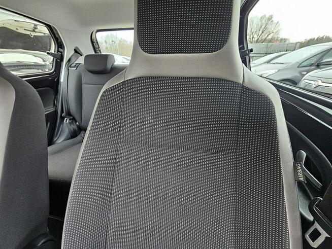 Volkswagen Up! Nawigacja, kamera, grzane fotele, kontrola pasa ruchu, radar