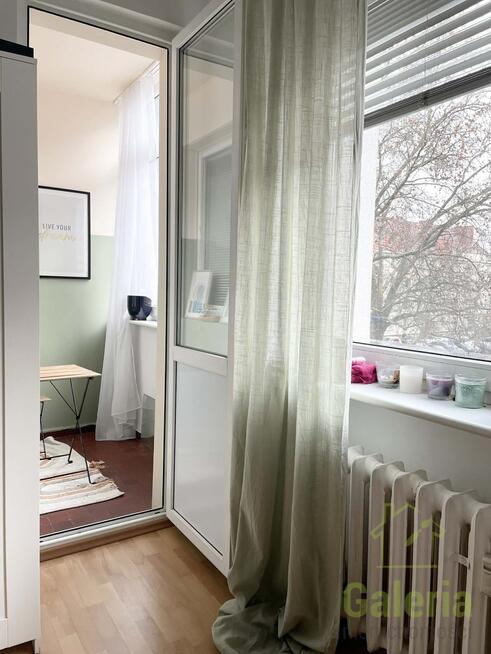 Mieszkanie w kamienicy; 3 pokoje z loggią