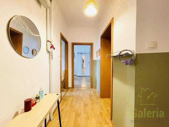 Mieszkanie w kamienicy; 3 pokoje z loggią