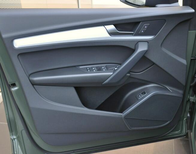 Audi Q5 40 TFSI Quattro VirtualPlus Matrix Pneumatyka Tempomat Hak Ambiente