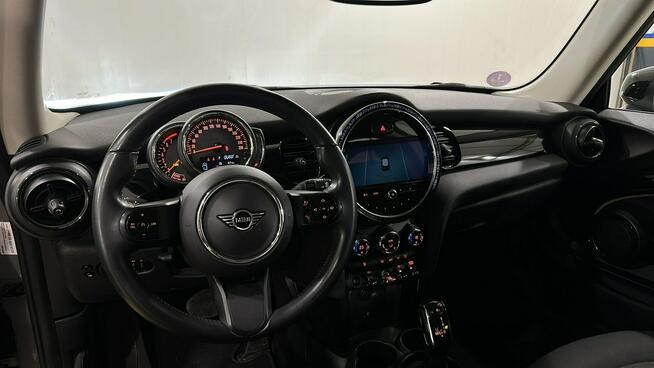 Mini Cooper 1,5 automat 3d