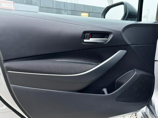 Toyota Corolla Salon Polska / Bezwypadkowy / Gwarancja / Pierwszy wł / FV marża