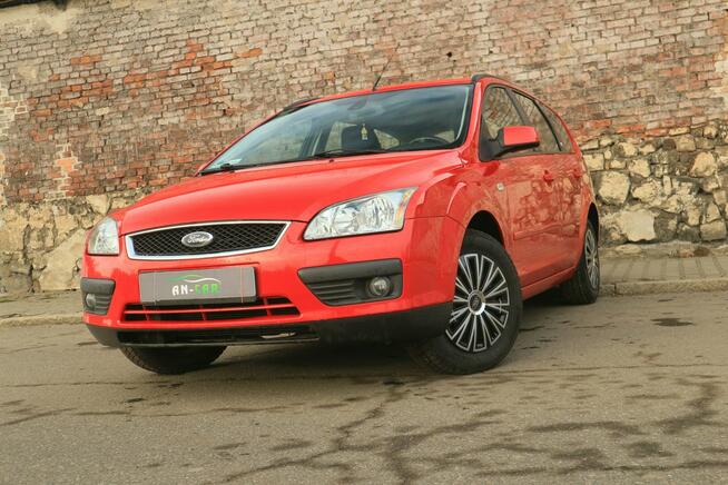 Ford Focus GHIA 1,6 -Zarejestrowny-0C do 07.26r-Tempomat-Multifunkcja-Klimatronik