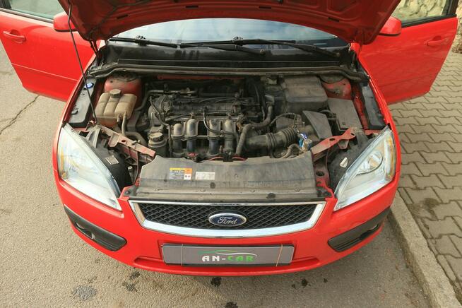 Ford Focus GHIA 1,6 -Zarejestrowny-0C do 07.26r-Tempomat-Multifunkcja-Klimatronik