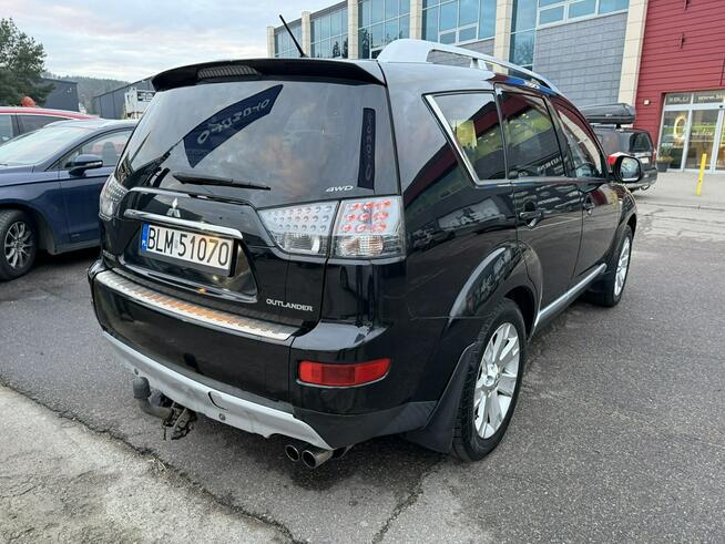 Mitsubishi Outlander 2,0 TDI 140KM Manual 4x4 Hak Xenon Skóry Polski salon Zadbany