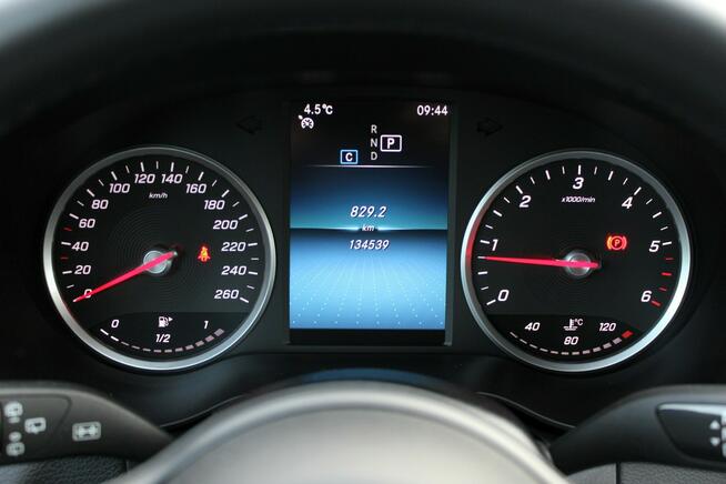 Mercedes C 200 Exclusive FV23% 160KM ASO Navi LED Grz.Fotele El.Klapa Gwarancja