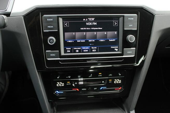 Volkswagen Passat SalonPL FV23% 1.5TSI 150KM DSG Ogrz.Fotele LED Tempomat ACC Gwarancja