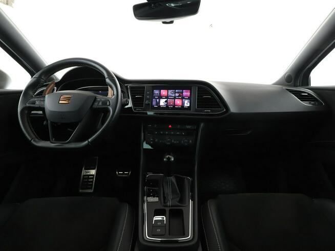 Seat Leon automat 290KM full LED panorama DCC kamery