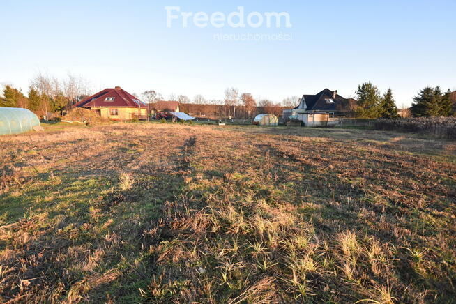 Działka budowlana 3 minuty od miasta 11 arów