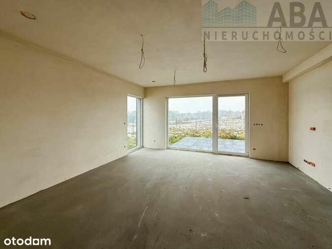 Nowoczesny dom w Polanowie - komfort, styl i przestrzeń