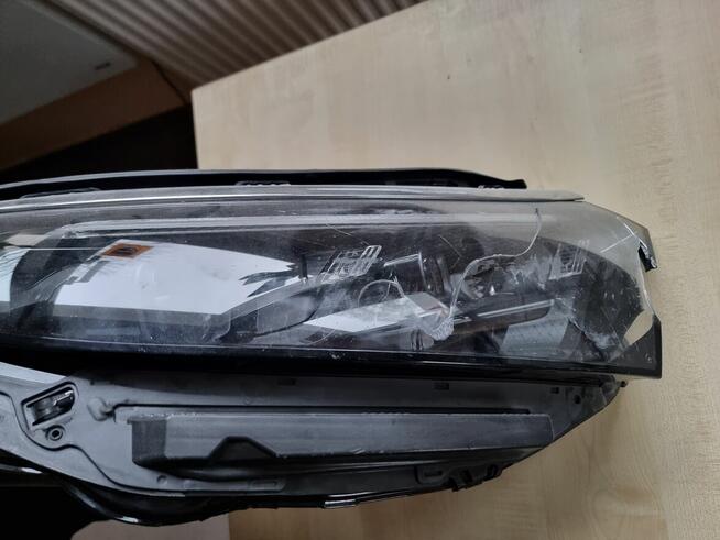 Mercedes-Benz EQS V297 2022 Lampa Przód Prawa