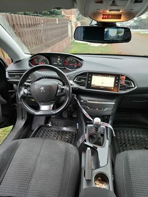 Auto peugeot 308 1.5 d 130km