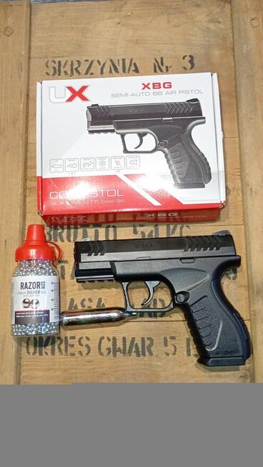 NIEZBĘDNIK WOJSKOWY