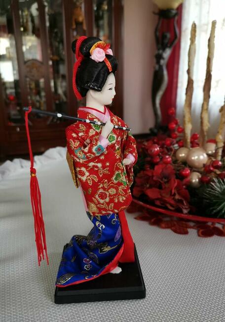 Japońska lalka Geisza