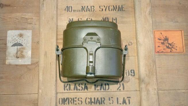 NIEZBĘDNIK WOJSKOWY