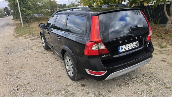 Syndyk sprzeda samochód Volvo XC70 - 80%