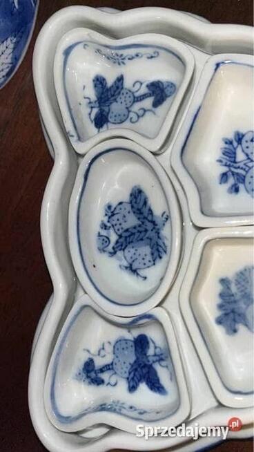 Ćma- puzderko na kadzidła - chińska porcelana