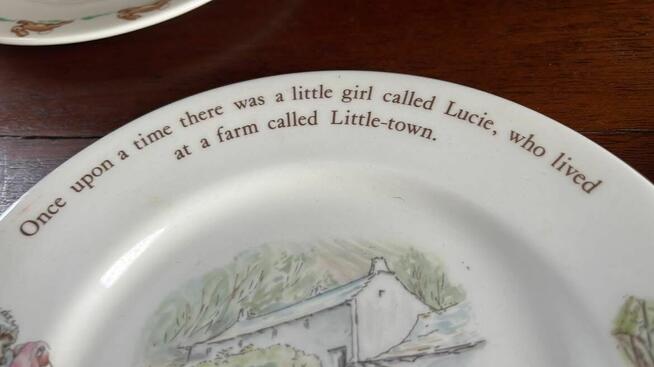 Talerzyki z bajkami Mrs Twiggy- Winkle. Wedgwood. Made in En