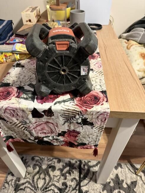 Laser rotacyjny hilti uszkodzony