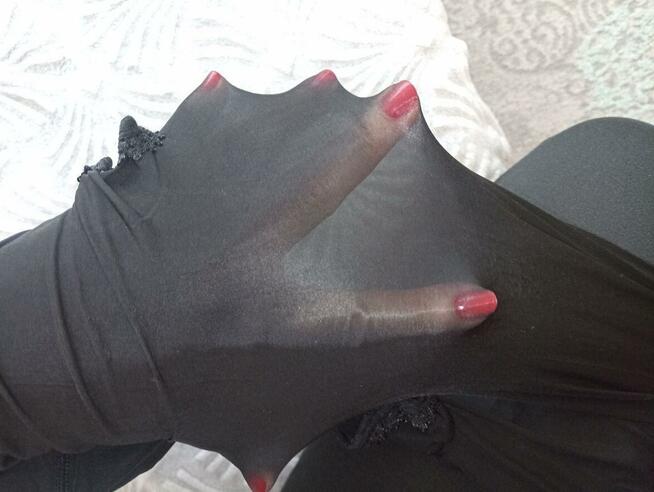 Rajstopy olejowe otwarte