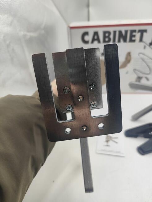 Podnośnik montażowy do mebli 2 szt metalowy do 200 kg