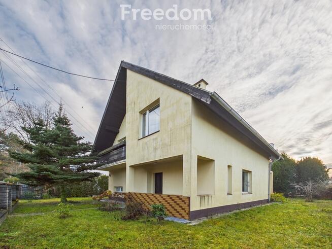 Przestronny dom z garażem i ogrodem - Niemodlin