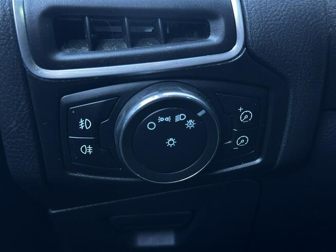 Ford Focus Bogate wyposażenie 2012