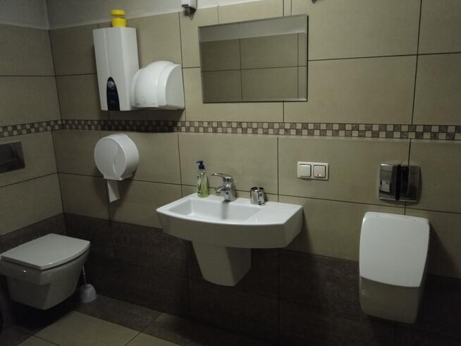 Teren wraz z biurami