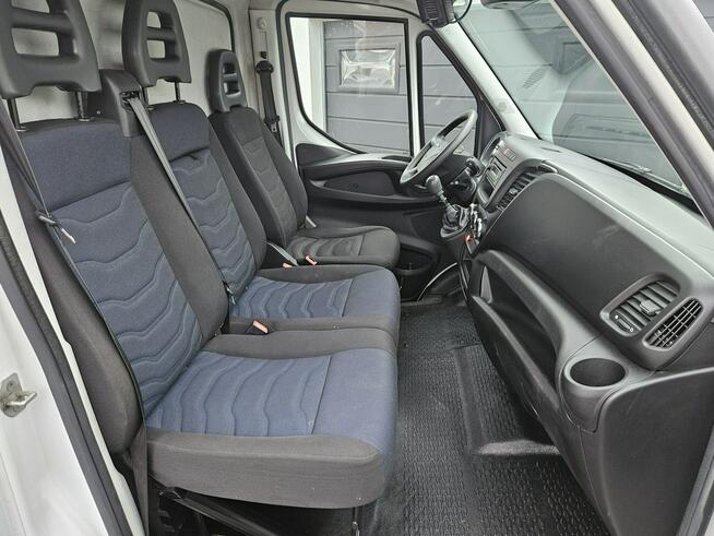 Iveco Daily 35S15 2.3 145KM bezwypadek NISKI PRZEBIEG winda FV 23% KONTENER