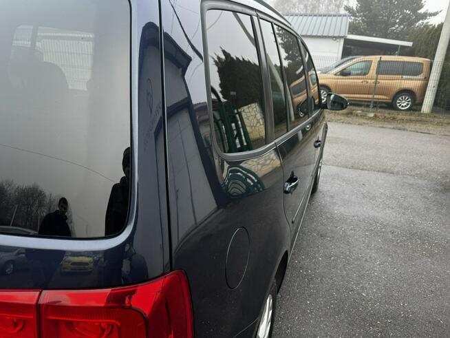 Volkswagen Touran Raty Zamiana Gwarancja niski przebieg benzyna 1,4