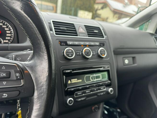 Volkswagen Touran Raty Zamiana Gwarancja niski przebieg benzyna 1,4