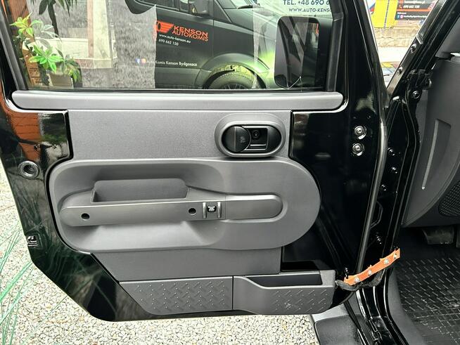 Jeep Wrangler DUBAJ, 4x4, LED, Klimatyzacja, Nawigacja, Tempomat,Automat,SAHARA,HAK