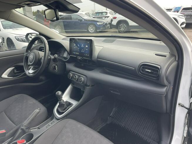 Toyota Yaris Klimatyzacja Kamera cofania Aktywny tempomat