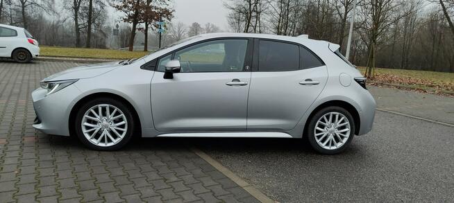 Toyota Corolla Fabryczna gwarancja do XII 2027, bogata wersja.