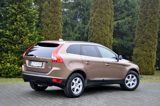 Volvo XC 60 2.0d(163KM)*My Car*Xenon*Półskóry*Parktronik*Reling*I Wł*Alu17"ASO
